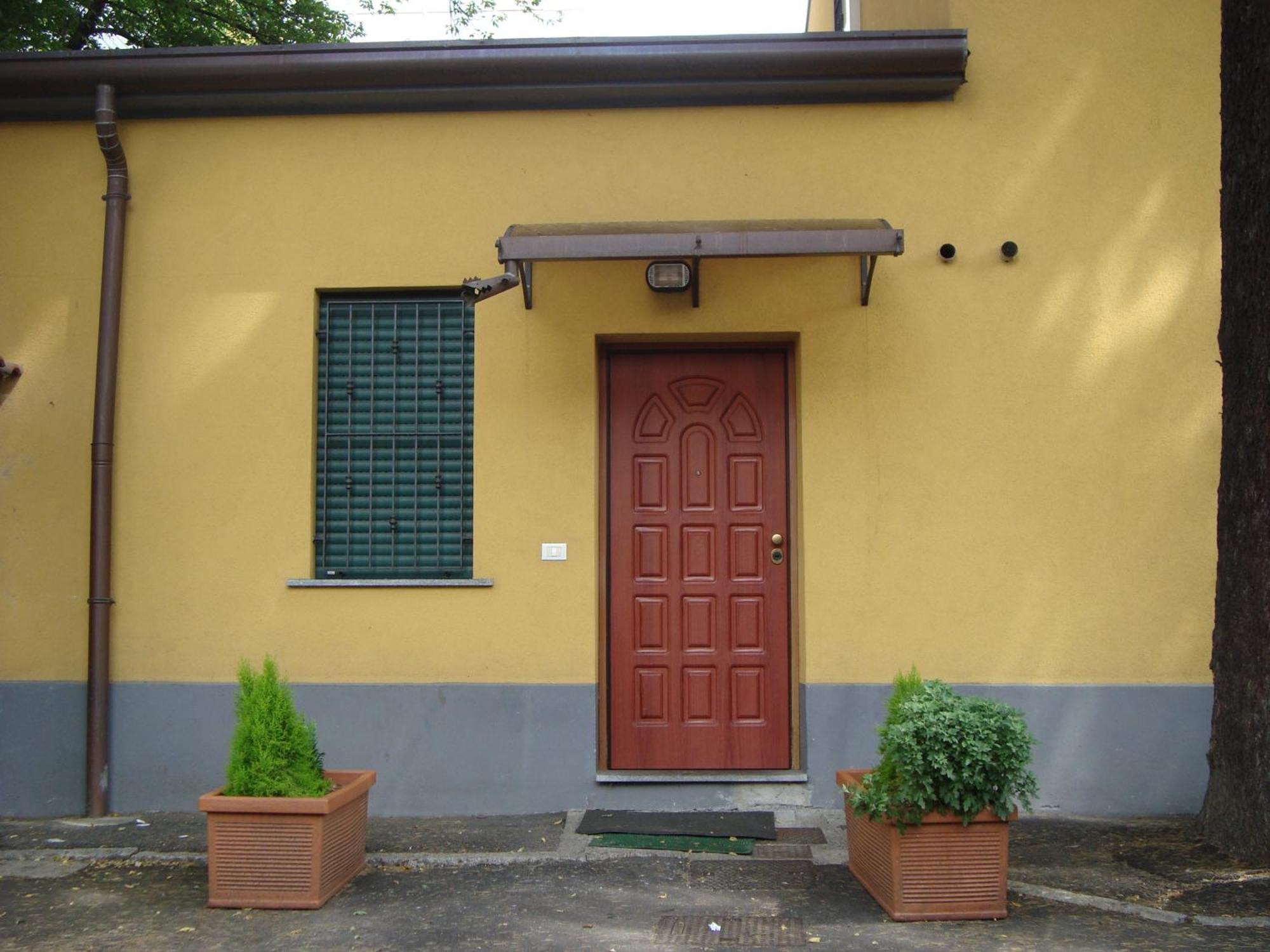 Residence Il Pino ซารอนโน ภายนอก รูปภาพ