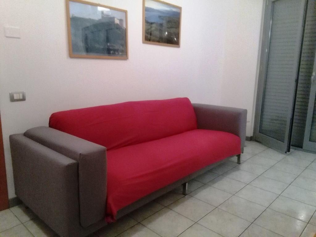 Residence Il Pino ซารอนโน ภายนอก รูปภาพ